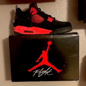 Jordan 4 Retro